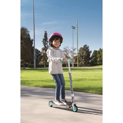 Razor A 2 Wheel Scooter - Leopard 5 Razor A 2 Wheel Scooter - Leopard - Image 5