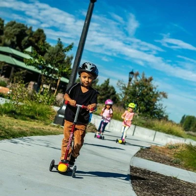 GOMO 3 Wheel Kids' Kick Scooter Pink 2 GOMO 3 Wheel Kids' Kick Scooter Pink - Image 2