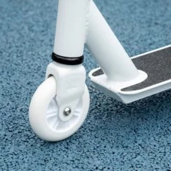 Aosom Stunt Scooter Pro Scooter Entry Level Freestyle Scooter w/ Lightweight Alloy Deck for 14 Years and Up Teens, Adults, White -Riding Toys, Scooters & Hoverboards shop unnamed file 2091