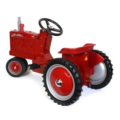 ERTL International Harvester Farmall C Narrow Front Stamped Steel Pedal Tractor 44137 2 ERTL International Harvester Farmall C Narrow Front Stamped Steel Pedal Tractor 44137 - Image 2