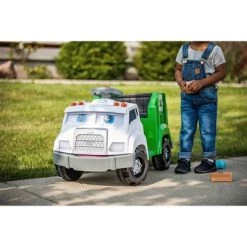 KidTrax Kid Trax 6V Real Rigs Recycling Truck Interactive Powered Ride-On - Green/White -Riding Toys, Scooters & Hoverboards shop unnamed file 4342